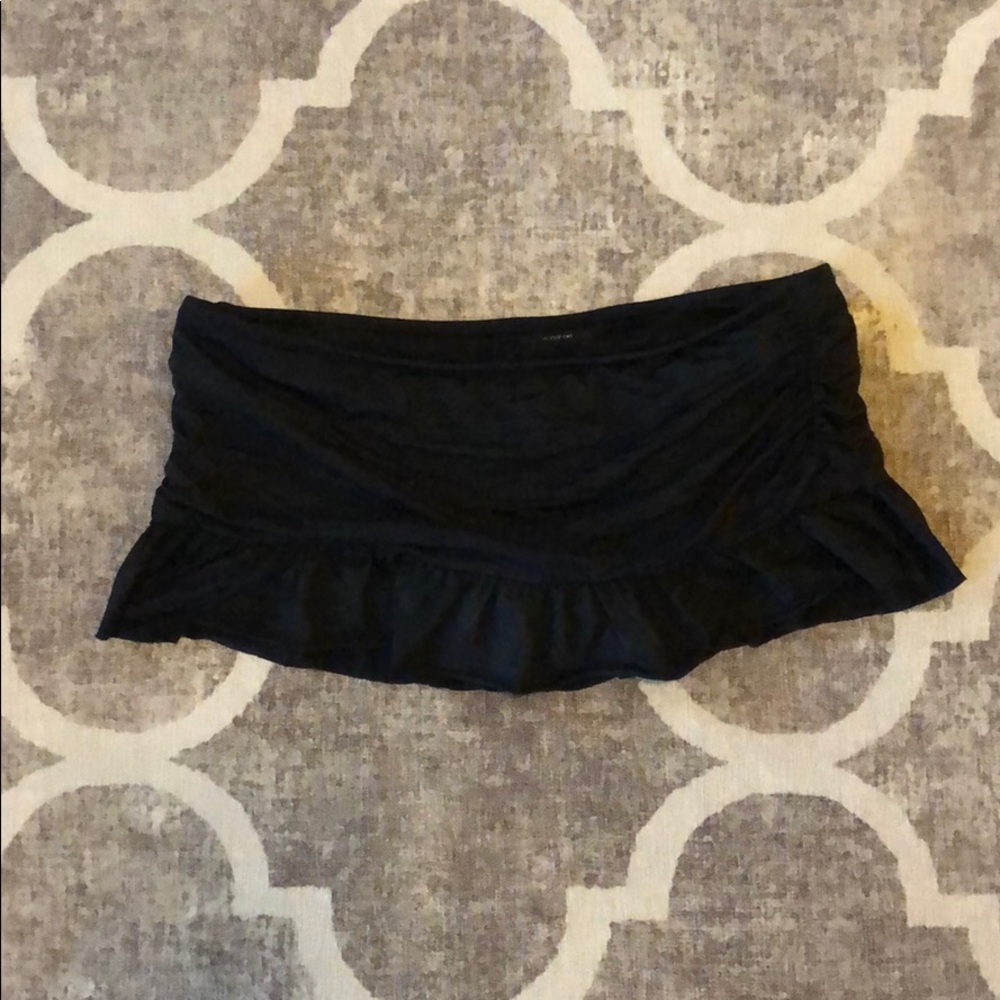 Black swim skirt